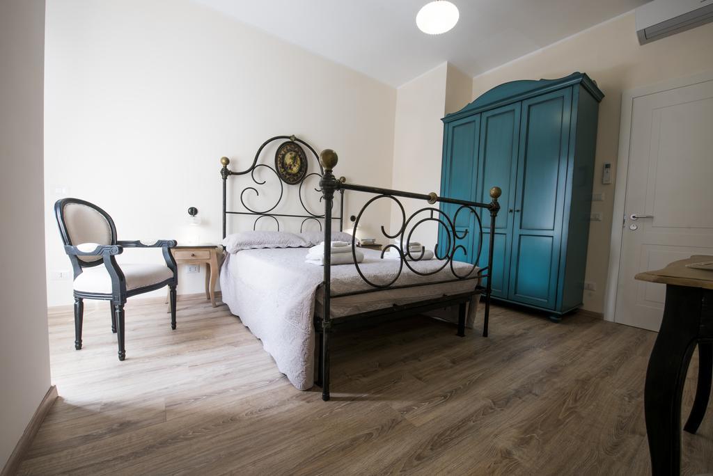 Romantic House المظهر الخارجي الصورة