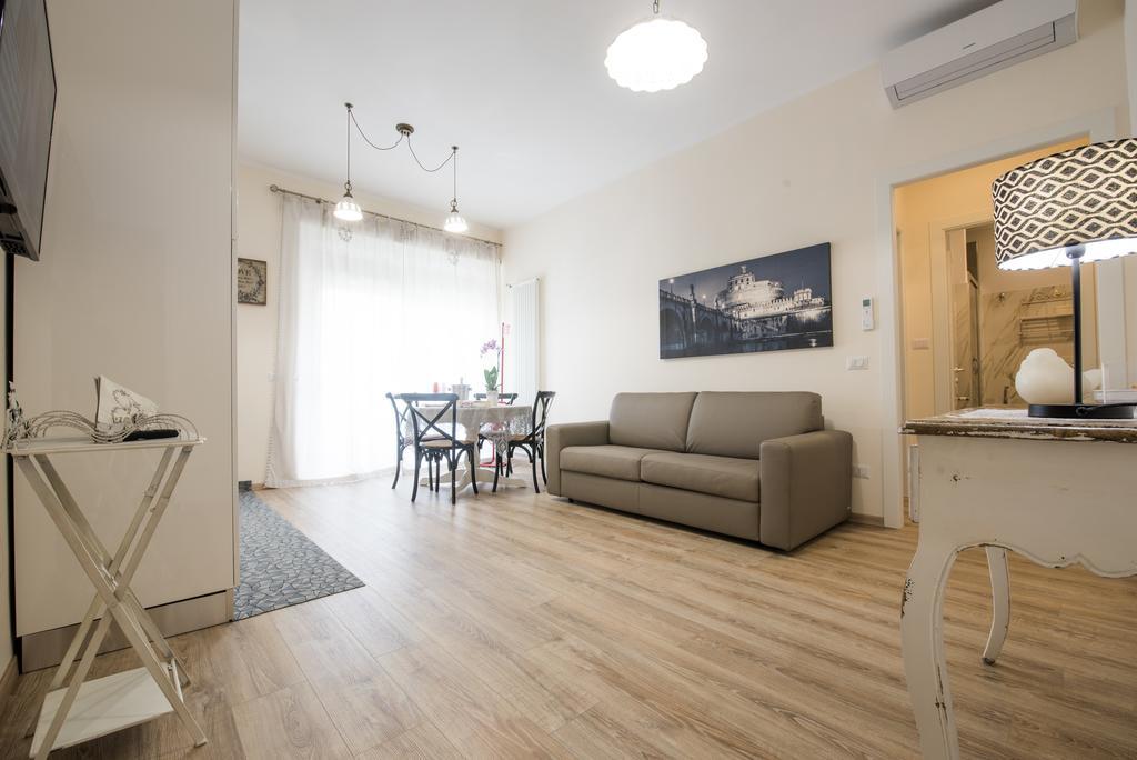 Romantic House المظهر الخارجي الصورة