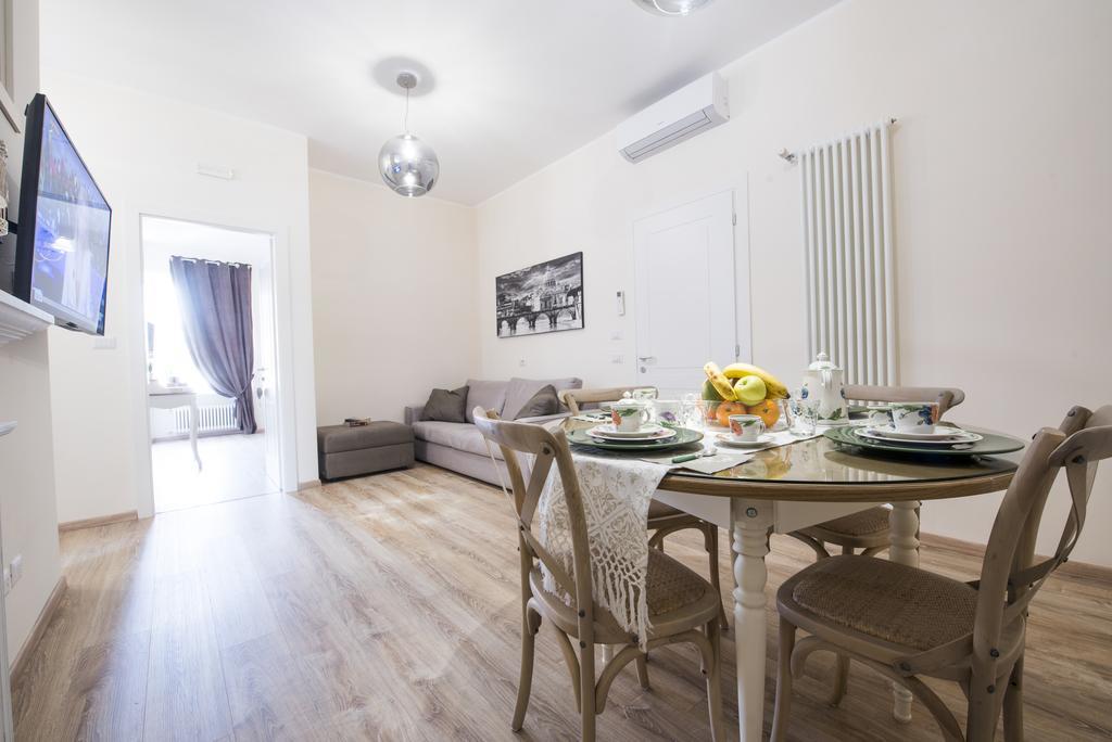 Romantic House المظهر الخارجي الصورة
