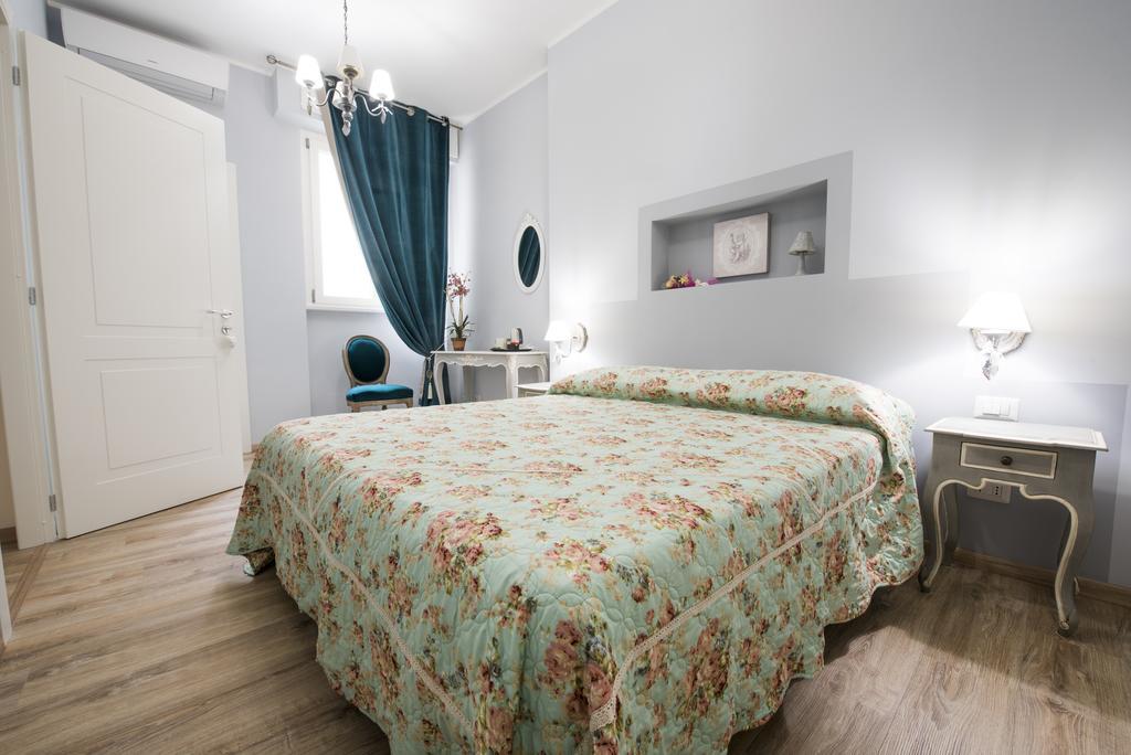 Romantic House المظهر الخارجي الصورة