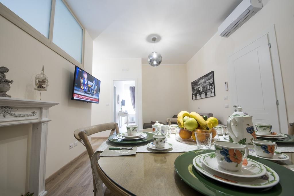 Romantic House المظهر الخارجي الصورة